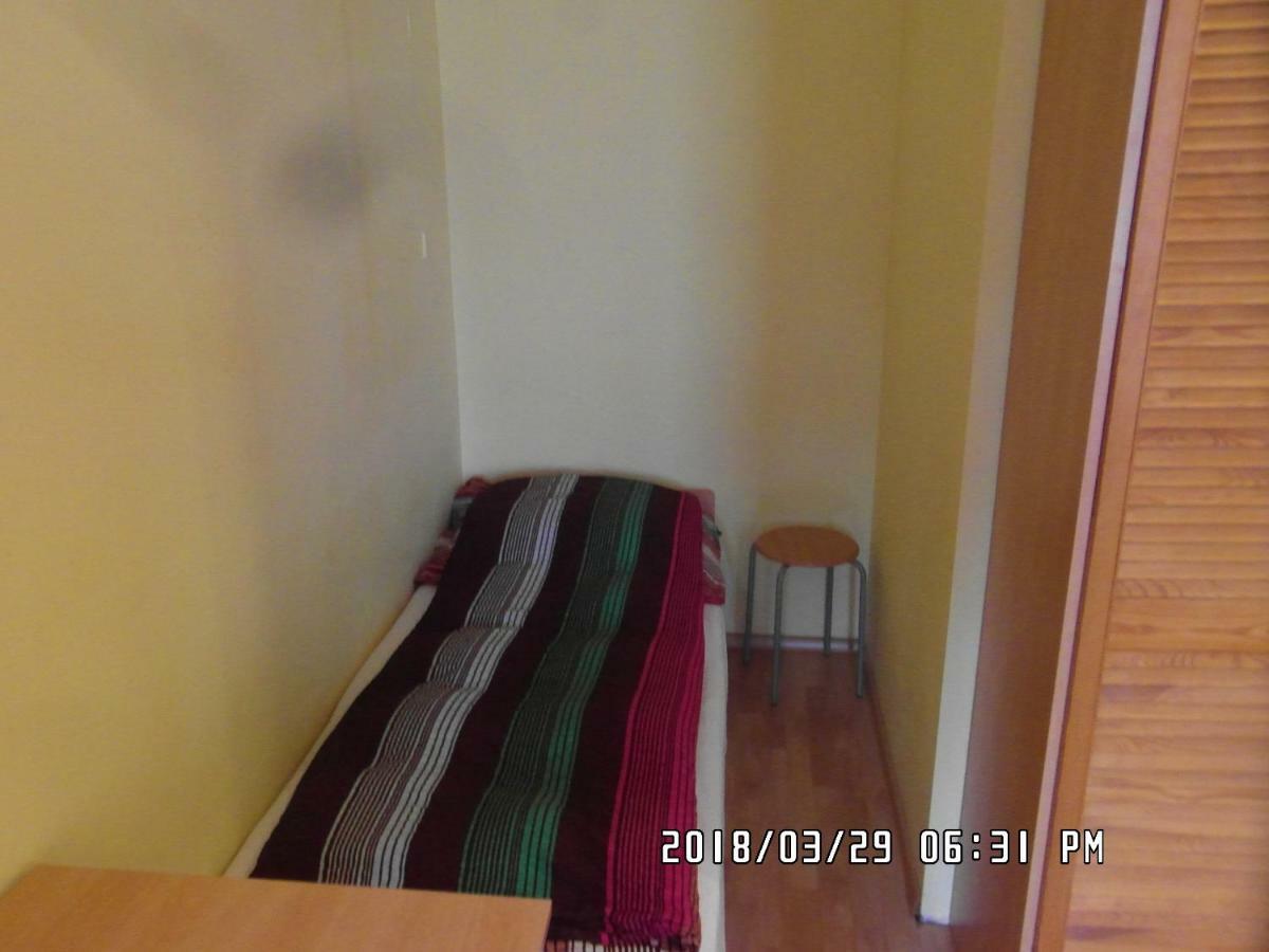 Iwona Hostel - Budget Rooms With Private Bathrooms Sopot Exterior photo