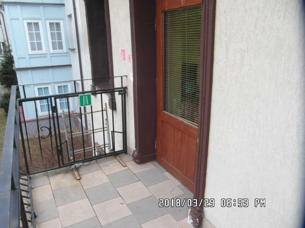 Iwona Hostel - Budget Rooms With Private Bathrooms Sopot Exterior photo