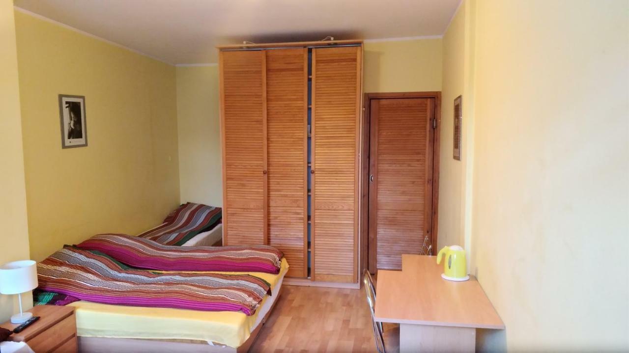 Iwona Hostel - Budget Rooms With Private Bathrooms Sopot Exterior photo